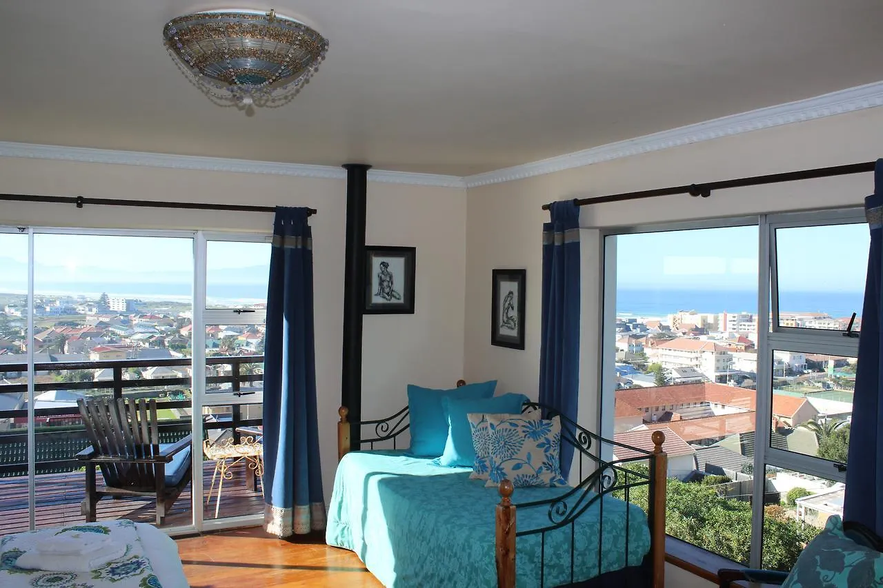 Bluebottle Guesthouse Muizenberg 3*,  South Africa